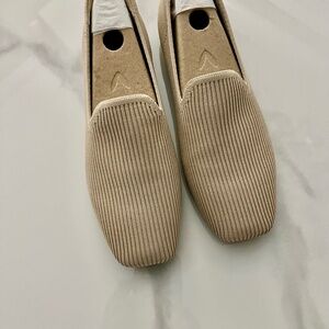 VivaIa Loafers, Tan Fabric, New Size 7.5